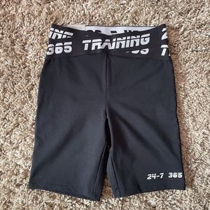 Training ATHLETIC Shorts .Forever 21.
